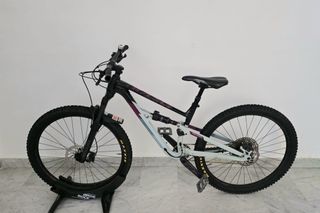 (Category: ) located in . Submitted by cycledome (Listing ID 1415089136, Image 1). Description: .