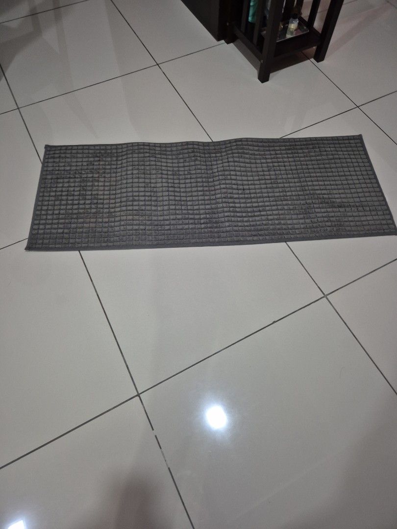 Grey Rectangular Mat (Category: Carpets, Mats & Flooring) located in Johor Bahru. Submitted by mmok9949 (Listing ID 1415125207, Image 1). Description: brand new long floor mat from ikea.