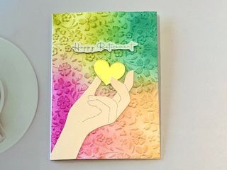 （分類：）位於 。 由 AquasHandmadeCards 提交（商品編號 1415123780，圖片 1）。簡介： 。