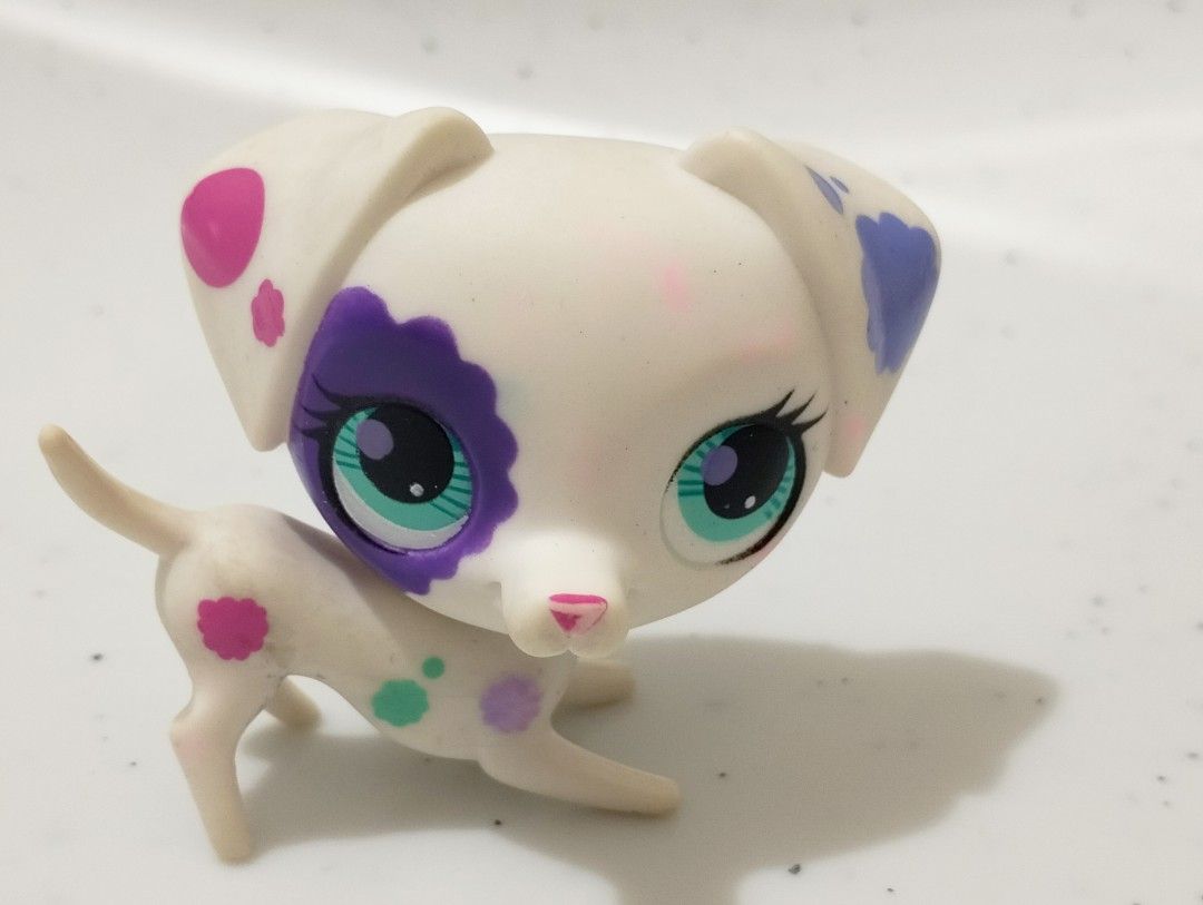 Hasbro LPS Dalmatian Dog Figure (Category: Figurines & Statues) located in Mankayan. Submitted by toys_of_yesteryear (Listing ID 1415218479, Image 1). Description: Imported surplus item. USED. See all photos for more product detail >Hasbro brand >LPS Littlest Pet Shop >Dalmatian Dog figure >Rare hard to find collection >size: 1.5 inches H Courier: J&T Payment: G-cash note: Asap as soon as payment is received but shipping might take longer depende