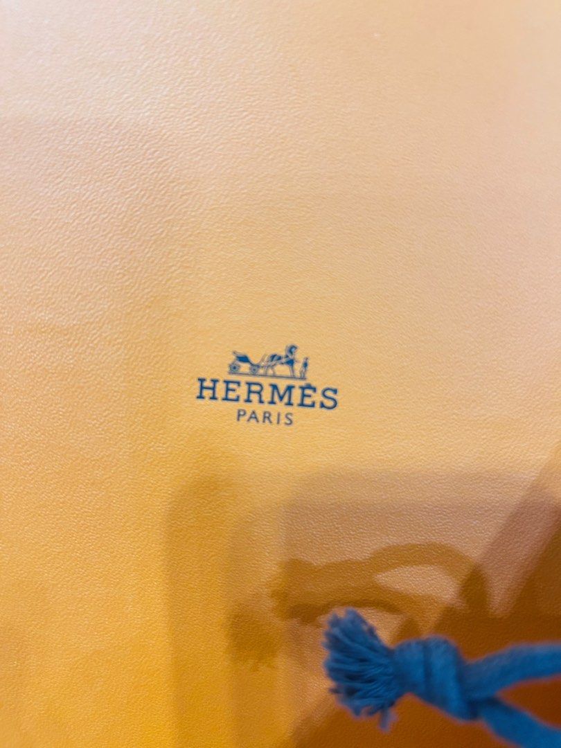 💯 Hermes Evelyne TPM Black (Category: Luxury Bags & Wallets) located in Binan City. Submitted by iamptetty (Listing ID 1415065255, Image 3). Description: - Authentic Hermes Evelyne TPM - Classic black color - Features the iconic perforated H logo - Includes black canvas strap with gold hardware - Comes with original box and dust bag - Made in France.