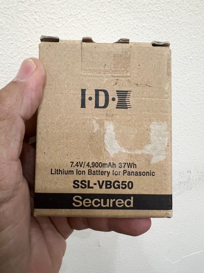 IDX SSL-VBG50 Lithium Ion Battery (Category: Batteries & Chargers) located in Cebu City. Submitted by xperiaz3 (Listing ID 1415142211, Image 1). Description: This is an IDX SSL-VBG50 Lithium Ion battery pack. Capacity: 5000mAh / 37Wh Voltage: 7.4V nominal Compatibility: Designed for use with Panasonic professional camcorders such as the AG-HMC151, AG-HMC41, and AG-HMC71 Brand new .