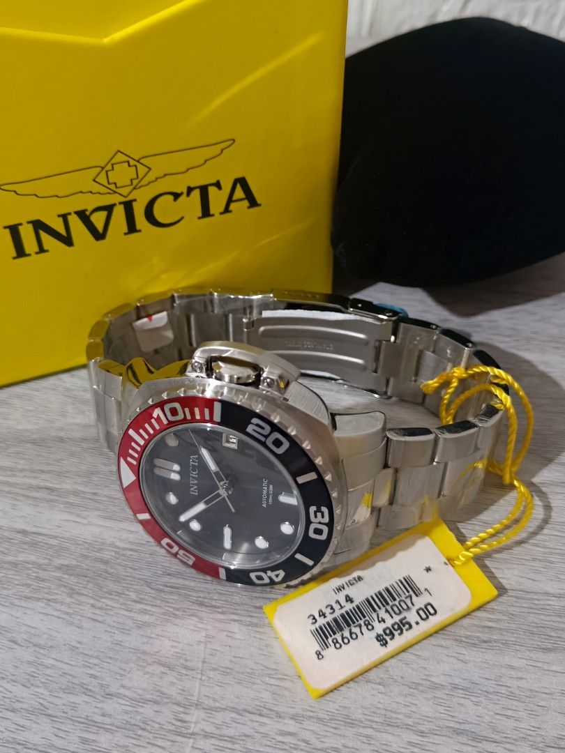 Invicta 34314 Pro Diver Automatic Watch (Category: Men's Watches) located in Mandaluyong City. Submitted by sheila_snapshoppe (Listing ID 1415115835, Image 3). Description: ‼️SUPER SALE‼️ 🤍Invicta 34314 Pro Diver Automatic Watch 💞 black & red bezel, stainless steel 💞 size: 48mm.