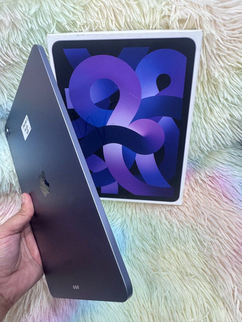iPad Air 5 (64gb) wifi (Category: iPad) located in Manila. Submitted by arzillah (Listing ID 1415120422, Image 2). Description: iPad Air 5 M1 64gb wifi Ntc approve Slightly use No issue All working Open for COD/COP + SF Manila area (sameday delivery) Province area (via LBC) required DP to avoid cancellations Physical store: Greenhills Shopping Center, 2ndfloor Contact#: 09482217224 Page: Arzillah Gadgets Shop Fb: Princess Arzillah.
