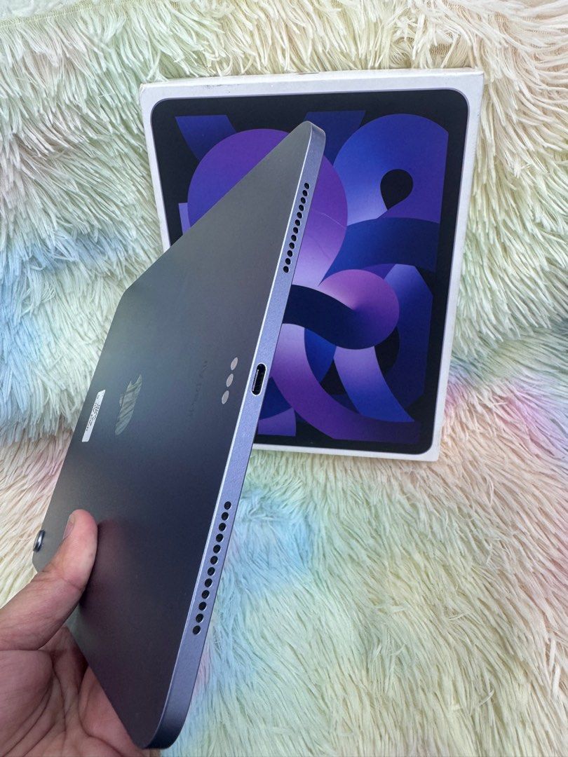 iPad Air 5 (64gb) wifi (Category: iPad) located in Manila. Submitted by arzillah (Listing ID 1415120422, Image 3). Description: iPad Air 5 M1 64gb wifi Ntc approve Slightly use No issue All working Open for COD/COP + SF Manila area (sameday delivery) Province area (via LBC) required DP to avoid cancellations Physical store: Greenhills Shopping Center, 2ndfloor Contact#: 09482217224 Page: Arzillah Gadgets Shop Fb: Princess Arzillah.