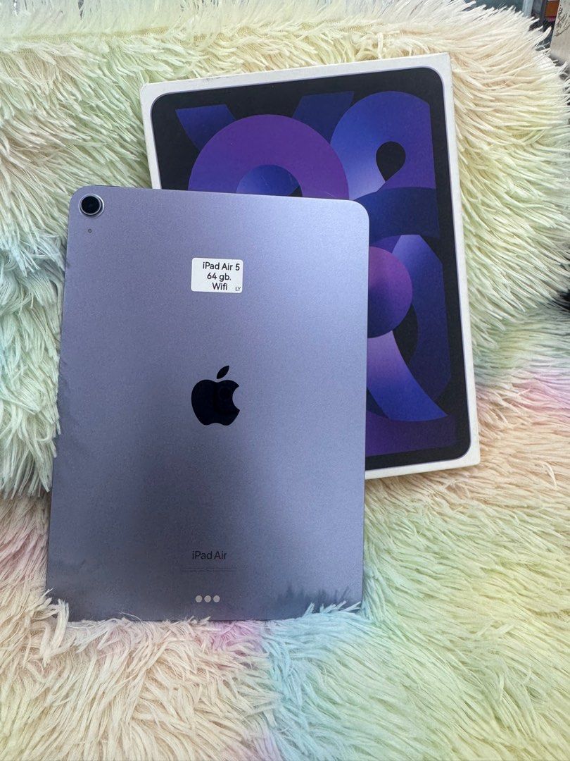 iPad Air 5 (64gb) wifi (Category: iPad) located in Manila. Submitted by arzillah (Listing ID 1415120422, Image 1). Description: iPad Air 5 M1 64gb wifi Ntc approve Slightly use No issue All working Open for COD/COP + SF Manila area (sameday delivery) Province area (via LBC) required DP to avoid cancellations Physical store: Greenhills Shopping Center, 2ndfloor Contact#: 09482217224 Page: Arzillah Gadgets Shop Fb: Princess Arzillah.
