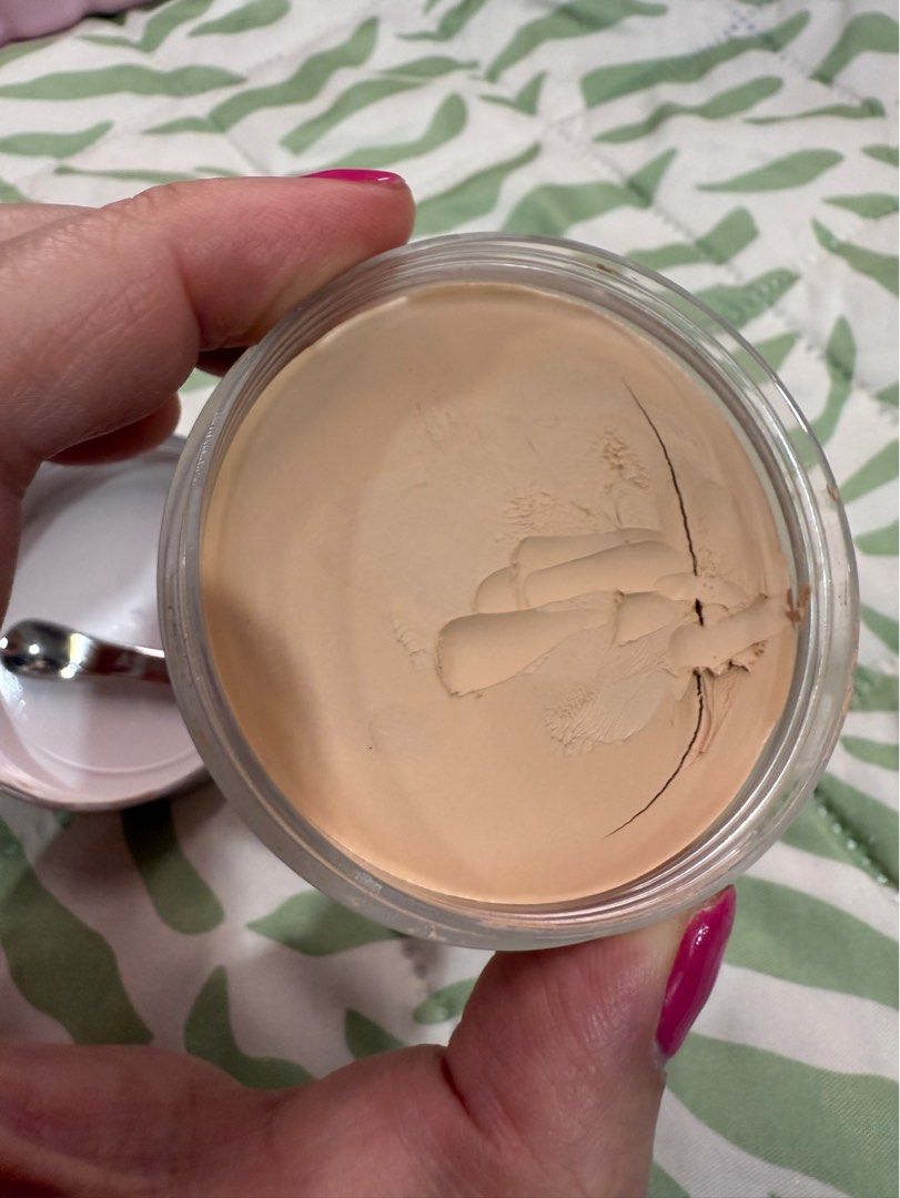 Issy and Co True Flex Skin Balm in Bisque (Category: Makeup) located in Quezon City. Submitted by beautycallph (Listing ID 1415116526, Image 1). Description: Used once only .