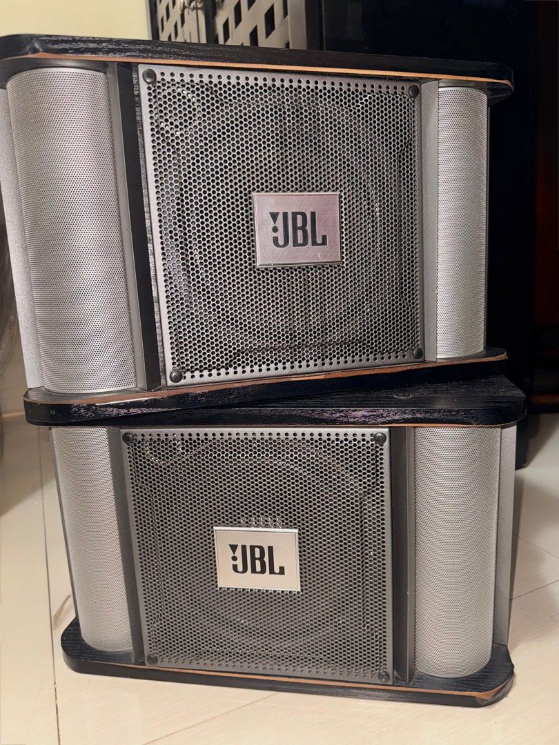 Professional Event Sound System JBL + Heavy Duty Amplifier (Category: Soundbars, Speakers & Amplifiers) located in Taguig. Submitted by aa_decluttering (Listing ID 1415155954, Image 1). Description: ‼️ PLEASE READ BEFORE INQUIRING ‼️ Kindly read the description carefully. Questions already answered will not be entertained. Professional-grade wired sound system designed for high-volume parties, KTV, or commercial events. Package Includes: • 2x JBL