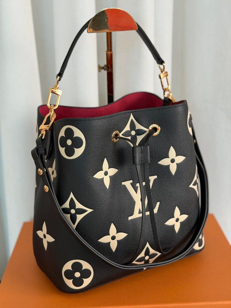 LV Neoneo bicolor monogram EMPRIENTE (Category: Luxury Bags & Wallets) located in Paranaque City. Submitted by kgmgiftedph20 (Listing ID 1415212131, Image 2). Description: .