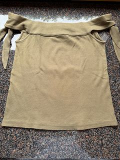 (Category: ) located in . Submitted by abbysthrift (Listing ID 1415091800, Image 1). Description: .