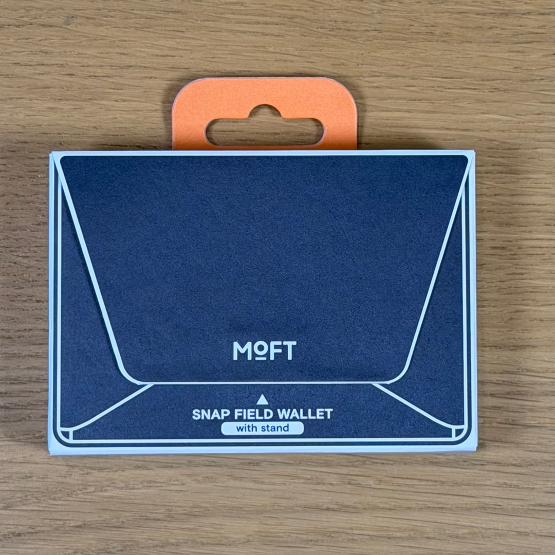 MOFT Snap Field Wallet with Stand Nave blue, Mobile Phones & Gadgets ...