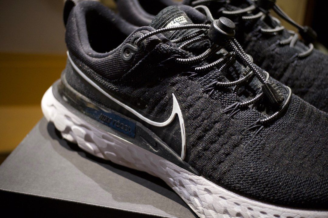 Nike react infinity flyknit size 10.5 (Category: Sneakers) located in Angeles City. Submitted by lvb_2008 (Listing ID 1415221966, Image 3). Description: Was not used for running Defects shown in the pictures (paintchips in nike logo) No box Shipping c/o buyer .