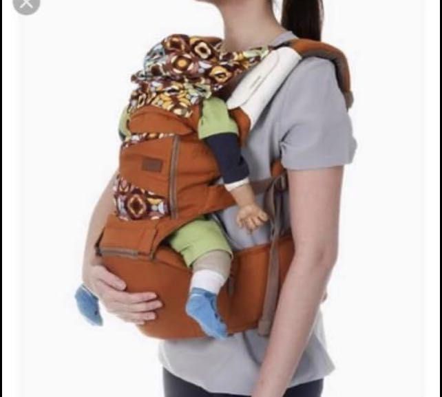 Original Picolo Baby Carrier (Category: Carriers & Slings) located in Cebu City. Submitted by happyheartcebu (Listing ID 1415100332, Image 1). Description: - Picco baby carrier - Brown and patterned design - Adjustable fit - Padded shoulder straps - Zippered pocket - Supportive waist belt - Designed for front-facing baby position Can’t find the cover for baby’s head. But all are complete and working :).