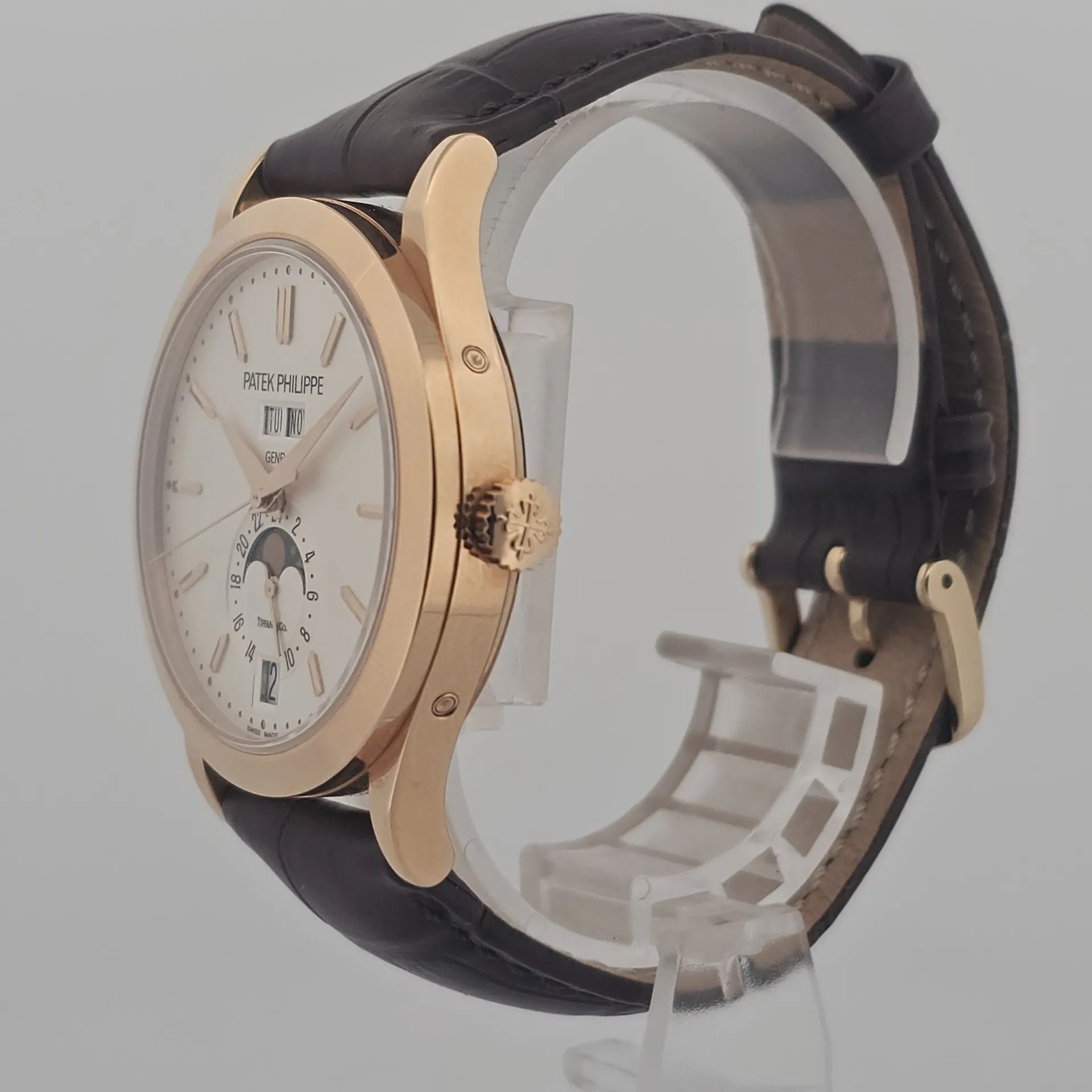 Patek Philippe Annual Calendar "Tiffany & Co" 5396R-011 (Category: Watches) located in Singapore. Submitted by watchbanka.deer (Listing ID 1415123612, Image 2). Description: M260029UPPE19 Watch Condition Good Warranty Card Year 2019 Diameter 38mm Movement Automatic Case Material Rose Gold Dial Color Silver Accessories Includes original packaging box and certificate No Exchange Thank You Want to see more watches we have please follow us on: Websit
