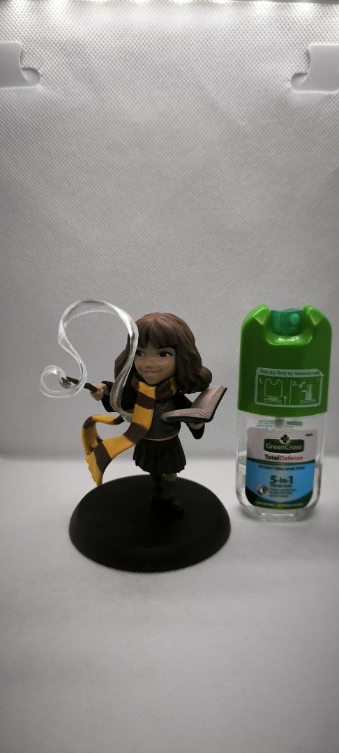 Q Fig Harry Potter Hermione Granger First Spell (Category: Figurines & Statues) located in Las Pinas. Submitted by shopkyo.922 (Listing ID 1415048657, Image 2). Description: Hermione Granger Q Fig figurine - From the Harry Potter series - Features a black base - Comes with original box - Opened only to take photos MOP: Gcash/Bank Transfer .