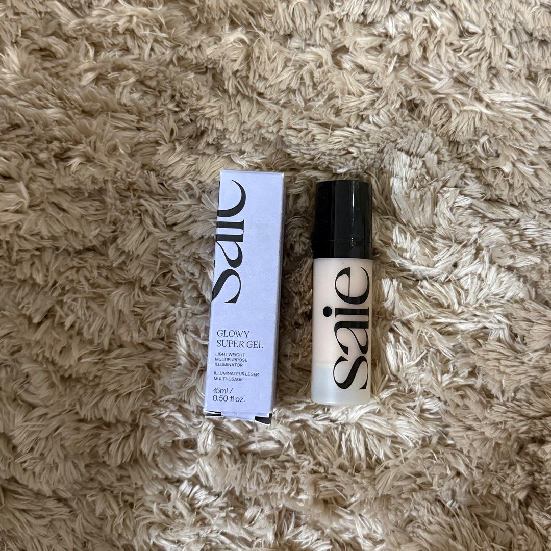 Saie Glowy Super Gel - Warmglow (Category: Makeup) located in Quezon City. Submitted by glitznbits (Listing ID 1415133840, Image 1). Description: 🎀Saie Glowy Super Gel in Warmglow 🎀Lightweight, multi-purpose gel 🎀Vegan and cruelty-free 🎀Size: 45ml / 0.50 fl oz 🎀Tested once .