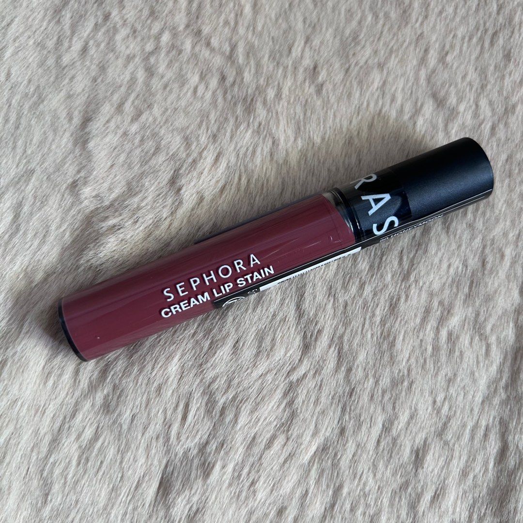 Sephora Collection Cream Lip Stain (Category: Makeup) located in Bulacan. Submitted by love.nieshe (Listing ID 1415193297, Image 1). Description: BRAND NEW and SEALED!!! ✨ Sephora Collection Cream Lip Stain 5ml ▪️Shade 80 Honeymoon (matte peach tone pink) *swipe to see swatches ▪️bought from UAE 🇦🇪 ✨ Php 749 only + SF.