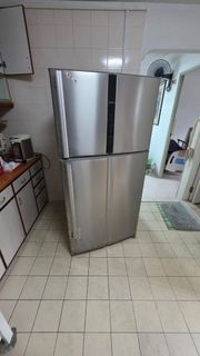 (Category: ) located in . Submitted by hwee95 (Listing ID 1415168557, Image 1). Description: .