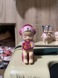 (Category: ) located in . Submitted by k.eori (Listing ID 1415045356, Image 1). Description: .