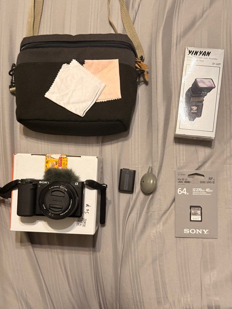 SONY ZV-E10 With 16-50mm Kit Lens + Accessories Sale, Photography ...