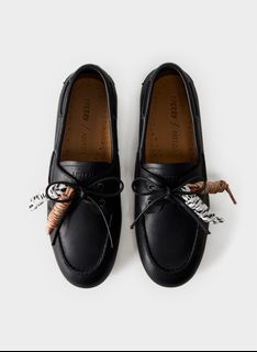 (Category: ) located in . Submitted by nikevillage (Listing ID 1415147624, Image 1). Description: .