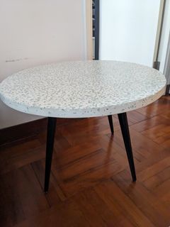 （分類：）位於 。 由 la_tanf 提交（商品編號 1415185268，圖片 1）。簡介： 。