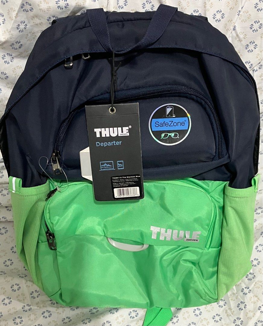 THULE Departer (Dk Blue and Green) 21L backpack (Category: Backpacks) located in Paranaque City. Submitted by d33t00 (Listing ID 1415173541, Image 2). Description: THULE Departer (Dk Blue and Green) 21L backpack Brand New Preferred meet up at Eastwood, QC Item can also be shipped at buyers account. Payment through bank transfer or Gcash Thank you for looking and stay safe..