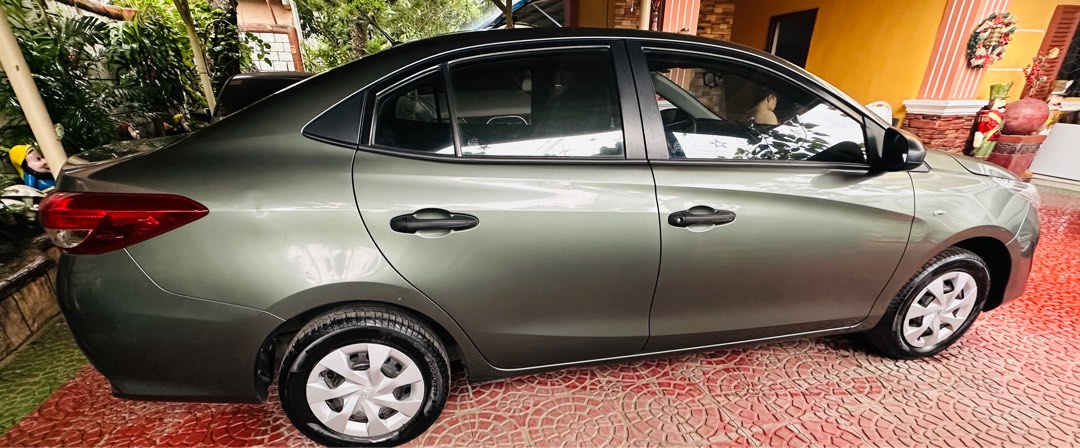 Toyota Vios 1.3J Manual (Category: Used Cars) located in Manila. Submitted by mjcedric08 (Listing ID 1415236235, Image 2). Description: Toyota Vios 1.3 J Manual 2018 model Toyota Batangas Casa Maintain Not flooded No accident history All original paint Leather seats With monitor With back camera With alarm Tinted No to agent.