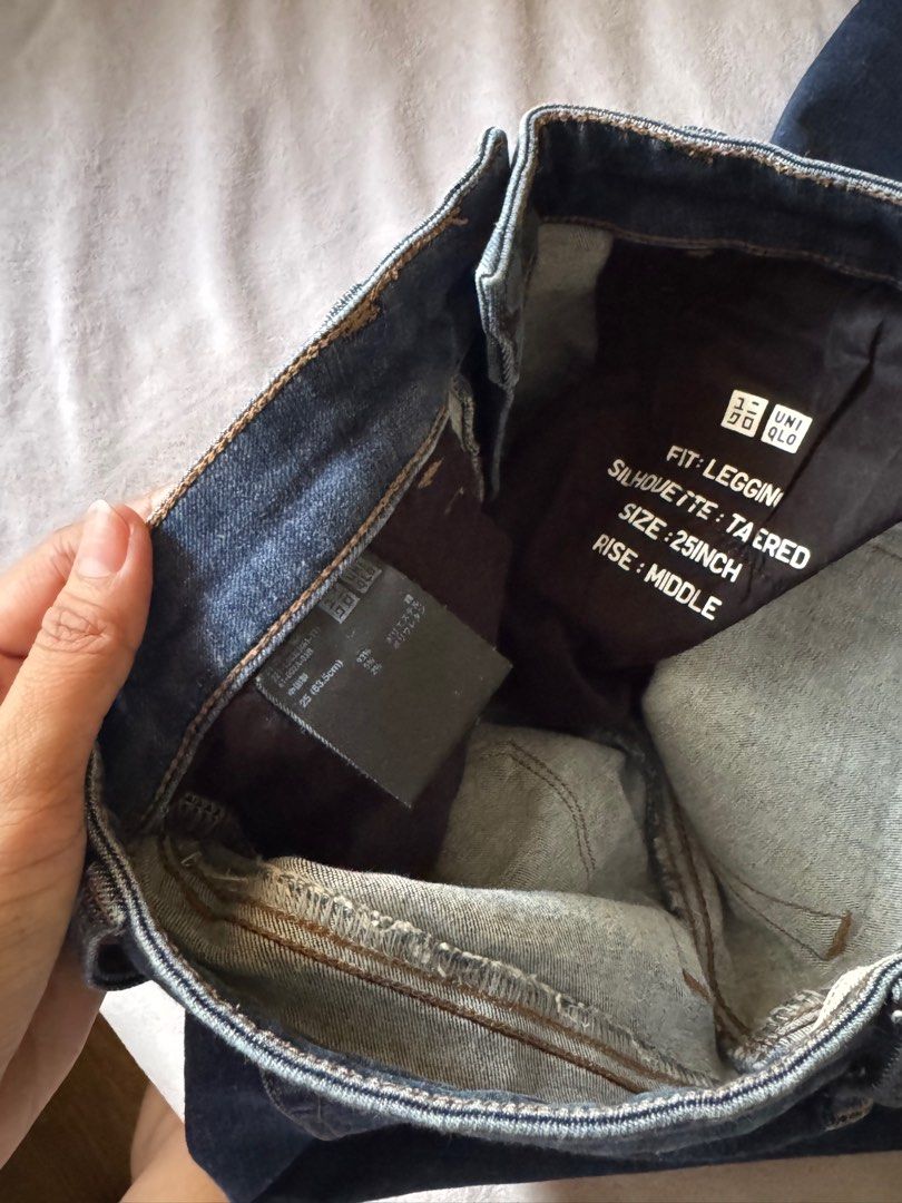 Uniqo Skinny Jeans (Category: Jeans) located in Las Pinas. Submitted by bloomwithjoyph (Listing ID 1415072050, Image 3). Description: Uniqlo Skinny Jeans Women 26-28 Like new no flaws Bought Bought in Japan.
