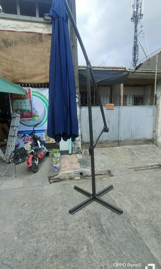 Vb Big umbrella (Category: Umbrellas) located in Manila. Submitted by dolorchris69891 (Listing ID 1415234361, Image 2). Description: BORA UMBRELLA (big) 3000php 🎨blue.