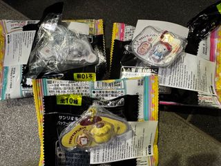 (Category: ) located in . Submitted by blindboxuhouse (Listing ID 1415079242, Image 1). Description: .