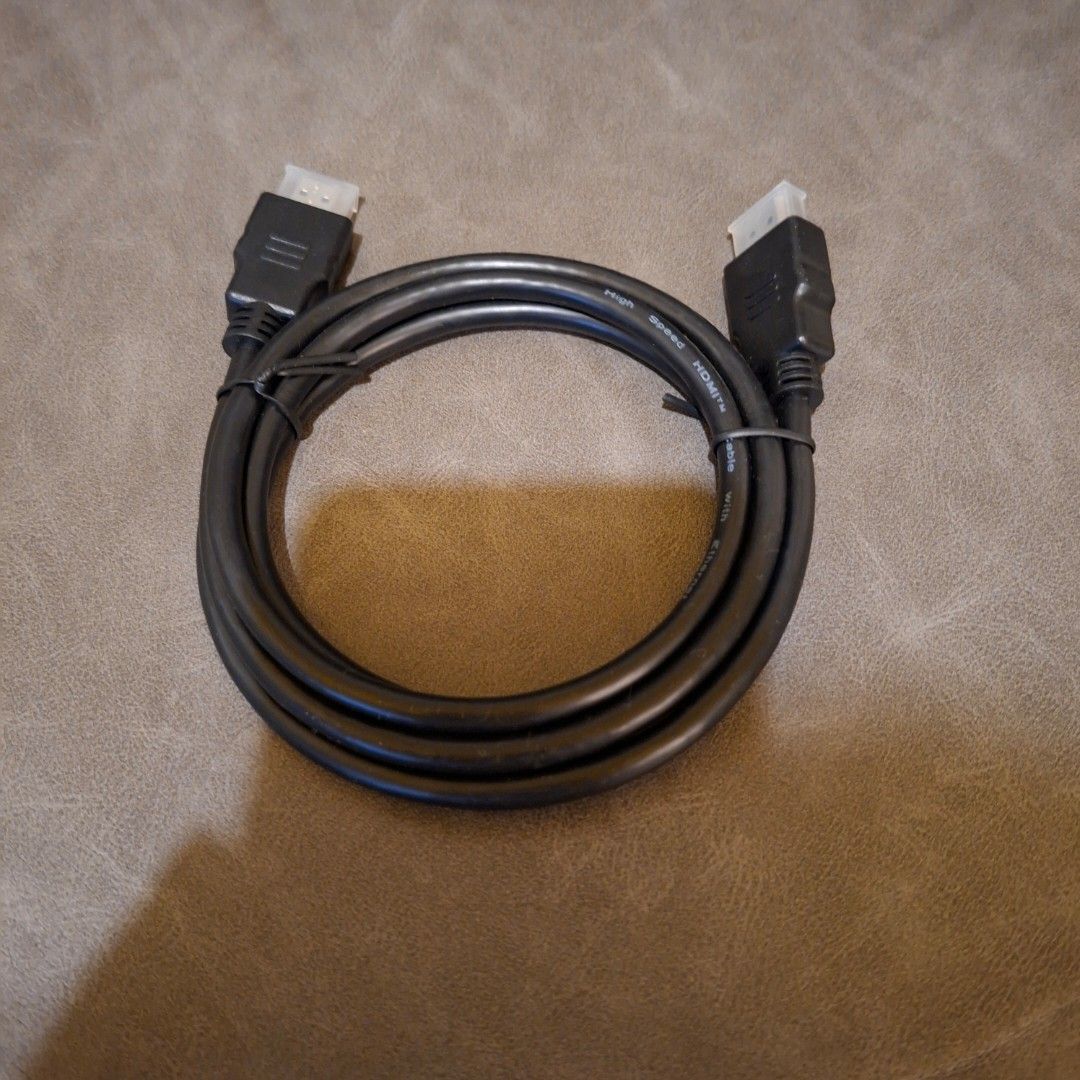 1.4m hdmi cable thick (Category: Chargers & Cables) located in Pasig City. Submitted by last_price_posted (Listing ID 1415291520, Image 1). Description: For sale only no trade or swap Brand new This is available while posted, No need to confirm price indicated is per unit, fix price, non negotiable already a bargain. No need to ask again. I typically do not respond on questions already answered to save time. Can be pick up asap at Pasig city Ship