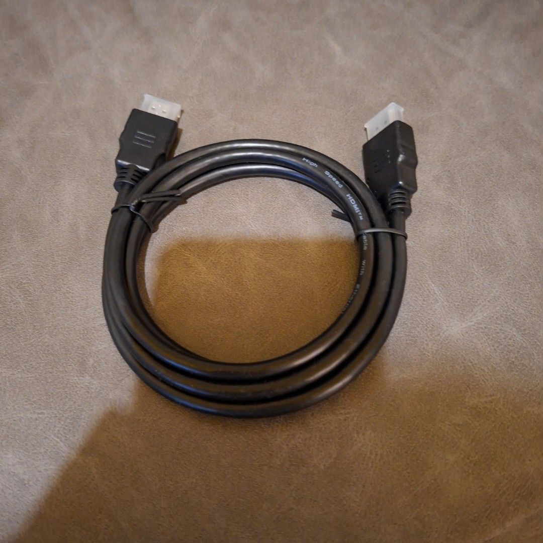 1.4m hdmi cable thick (Category: Chargers & Cables) located in Pasig City. Submitted by last_price_posted (Listing ID 1415291520, Image 3). Description: For sale only no trade or swap Brand new This is available while posted, No need to confirm price indicated is per unit, fix price, non negotiable already a bargain. No need to ask again. I typically do not respond on questions already answered to save time. Can be pick up asap at Pasig city Ship