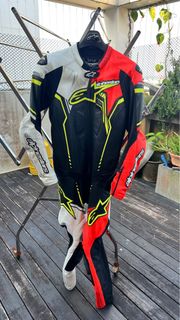 (Category: ) located in . Submitted by nukacolaquantum (Listing ID 1415241541, Image 1). Description: .