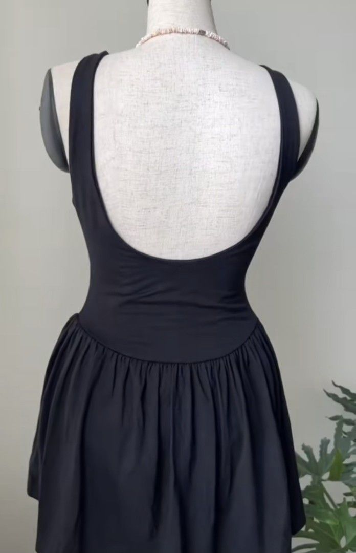 Black Ballerina Dress Low Back (Category: Dresses) located in Paranaque City. Submitted by bebinbuys (Listing ID 1415291691, Image 2). Description: • best fit XS - S • with inner short • vvv cute giving ballerina core!! • Low scoop back • hq stretchy cotton fabric • bought in Vietnam used once.