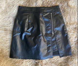 (Category: ) located in . Submitted by meanne._. (Listing ID 1415359960, Image 1). Description: .