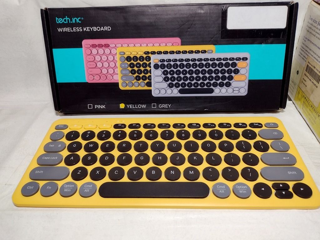 Bluetooth Compact Keyboard + 3M Optical Mouse bundle (Category: Computer Keyboard) located in Quezon City. Submitted by mondy_mond (Listing ID 1415338929, Image 2). Description: Reason For Selling (RFS): De-cluttering; need extra funds This Bluetooth Compact Keyboard + 3M Optical Mouse bundle... *Wireless connection Tenkeyless (TKL) flat keyboard with typewriter style button keys *Keyboard offers silent typing operation *Wired, ergonomic, right-h