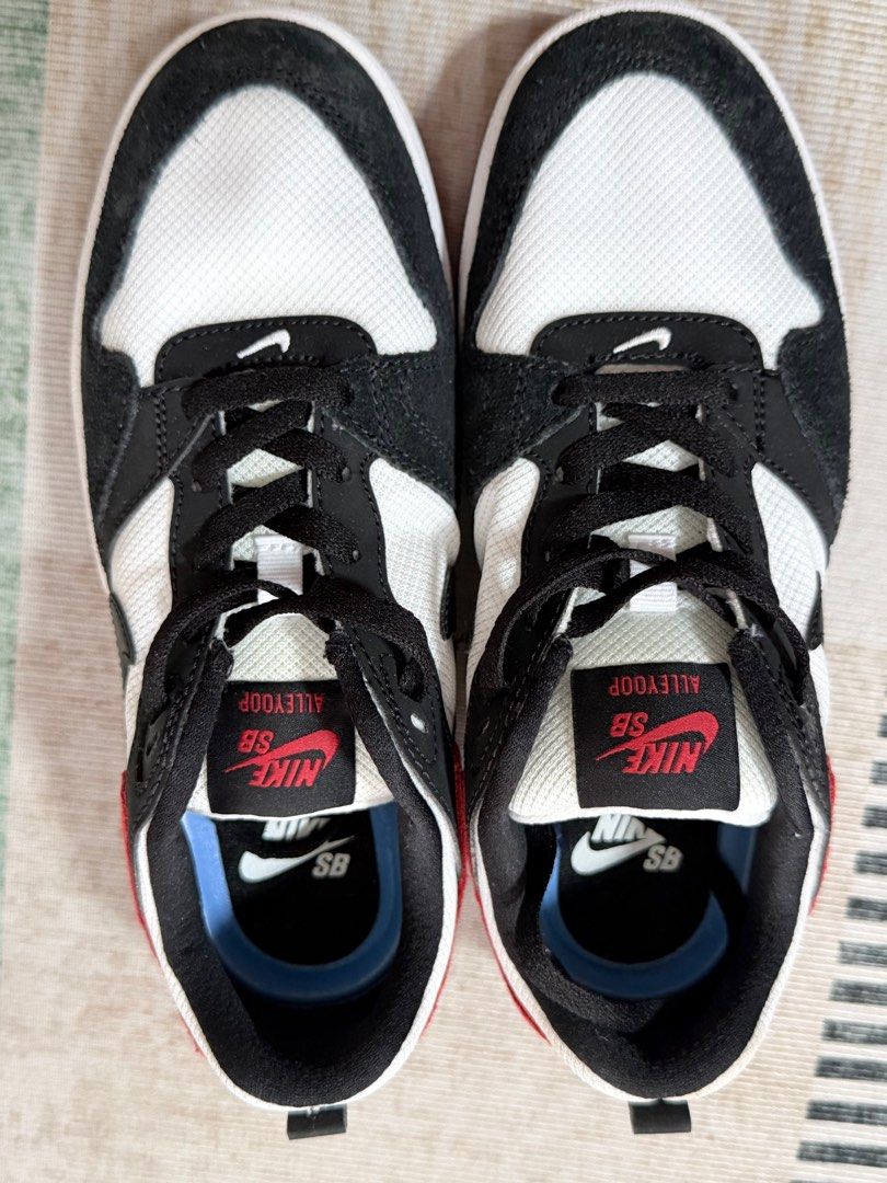 Brand new Nike sneakers (Category: Sneakers) located in San Pedro. Submitted by rfvpm (Listing ID 1415256459, Image 3). Description: Brand new Nike sneakers. 24 cm. No box. 500 plus shipping. .