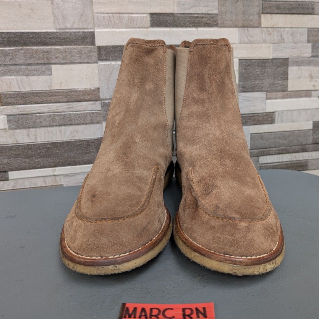 Bruno Magli Chelsea boot Premium suade leather upper in Taupe Handmade welted construction Hand made in Italy Size 12m 11uk 45eur Used / signs of use 🧧2,850 📍Pulilan bulacan 📦 Ship Nationwide (Category: Boots) located in Lucena. Submitted by farncdms (Listing ID 1415355801, Image 3). Description: Bruno Magli Chelsea boot Premium suade leather upper in Taupe Handmade welted construction Hand made in Italy Size 12m 11uk 45eur Used / signs of use