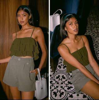 (Category: ) located in . Submitted by clothes_y123 (Listing ID 1415414750, Image 1). Description: .