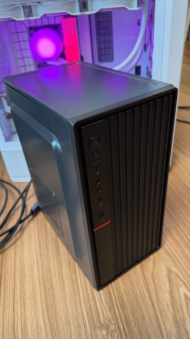 Desktop PC Bundle – i3 / 8GB RAM / R5 430 + Free Accessories (Category: Desktops) located in Makati City. Submitted by kkkkvv (Listing ID 1415395321, Image 2). Description: Hardware Configuration: CPU: Intel Core i3-4170 @ 3.70GHz (Dual-Core, 22nm) RAM: 8GB DDR3 1600MHz (4GB ×2, dual-channel) Graphics Card: AMD Radeon R5 430 (2GB VRAM) Motherboard: ASUS H81M-D (Intel Lynx Point) Storage: Lenovo LS510 2.5" SSD, 120GB Network: Realtek RTL8168/8111/