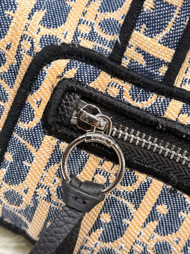 Dior (Category: Luxury Bags & Wallets) located in Baguio. Submitted by mardimercredi14 (Listing ID 1415364480, Image 3). Description: Excellent .