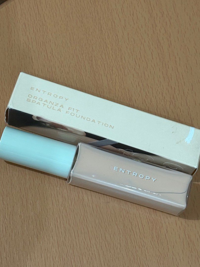 Entropy Organza Fit Spatula Foundation (Category: Makeup) located in Las Pinas. Submitted by pinksparkles1830 (Listing ID 1415394251, Image 2). Description: - Entropy Organza Fit Spatula Foundation - In original packaging - Light shade - Includes spatula applicator.