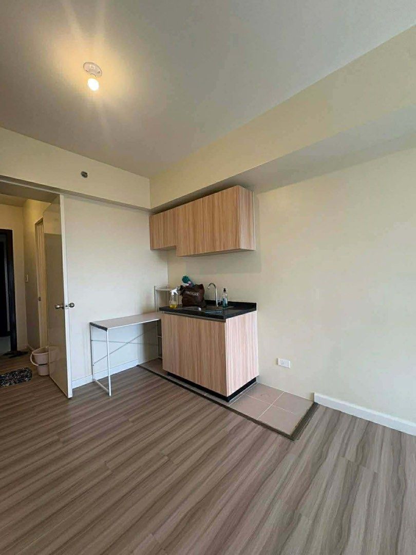 For Rent Avida Towers Vireo (Category: Apartments & Condos) located in Manila. Submitted by philhouseslistings (Listing ID 1415397627, Image 2). Description: FOR RENT New Unit‼️ Atleast 1-2Days Notice Prior Viewing AVIDA TOWERS LOCATION: UNION DRIVE ARCA SOUTH TAGUIG CITY (Formerly Fti) Studio Unit 23sqm Lease Price: Bare 13K/mo. inclusive of dues LAST PRICE Other listings Semi 14K/mo. inclusive of dues LAST PRICE Furnished 16-17K/mo. inclusive o