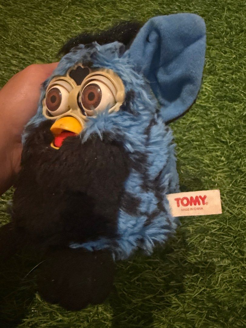 Furby (Category: Designer & Blind Box Toys) located in La Trinidad. Submitted by reeze_24 (Listing ID 1415317779, Image 3). Description: PRELOVED STUFFTOYS/HARDTOYS FROM HONGKONG BOX/JAPAN SURPLUS/UKAY SOURCE SOME ARE WITH PAPER TAGS AND CLOTH TAGS Still manange expectations.UKAY PO ETO HINDI BRAND NEW. SELF AUNTHENTICATE NA LANG PO NINYO MGA ITEMS .( CHECK PICTURES FOR DETAILS) BUY AS IS. NO RETURN NO EXCHANGE J&T COURIER ONLY REGULAR SHIPPING.