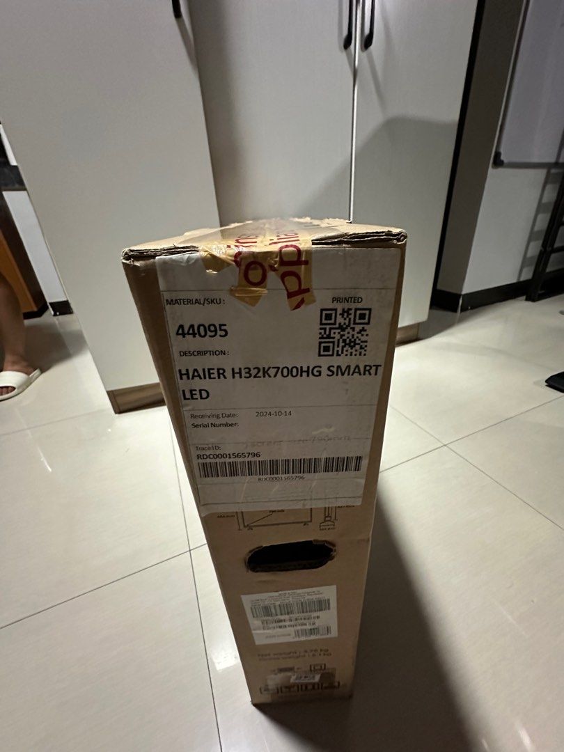 Haier 32-inch Android TV H32K700HG (Category: TV) located in Manila. Submitted by jkdee22 (Listing ID 1415353352, Image 2). Description: - Haier 32-inch Android TV - Android 11 Operating System - Dolby Atmos for immersive audio - Chromecast built-in - Pre-installed Netflix and YouTube apps - Multiple picture and audio modes - Sleek black design - Screen Size: 32 inches - Net Weight: 3.78 kg - Gross Weight: 5.1 kg RFS: For gift sana kaao di na ibi