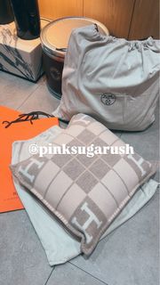 (Category: ) located in . Submitted by pinksugarush (Listing ID 1415257987, Image 1). Description: .