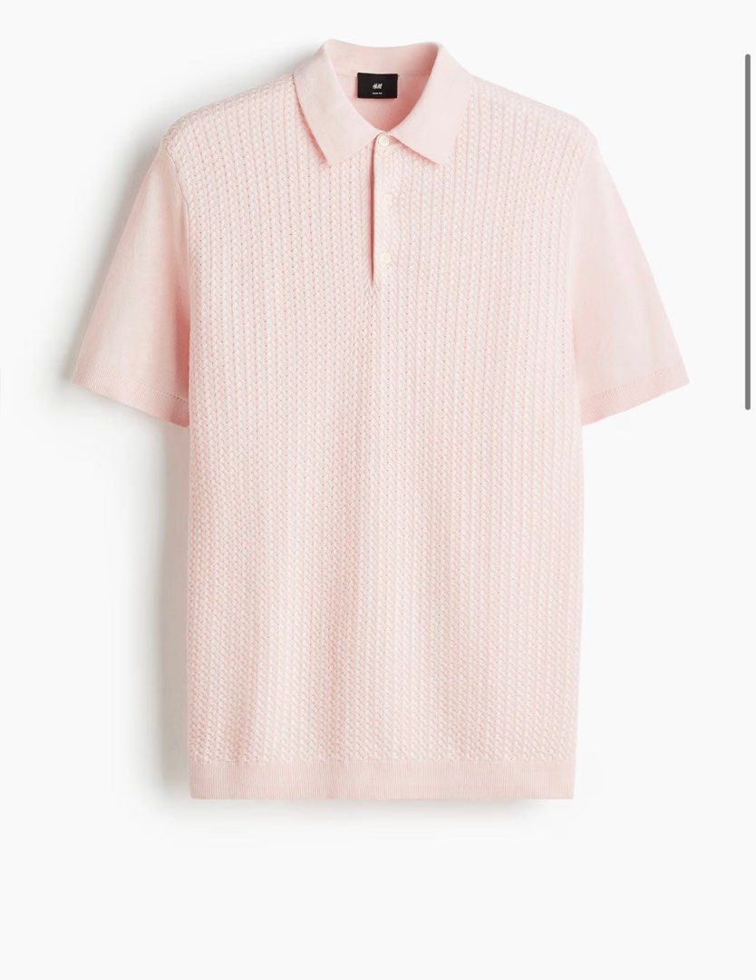 H&M slim fit cable knit polo Pink (Category: Tshirts & Polo Shirts ) located in Navotas City. Submitted by eggsyyyyyyyyy (Listing ID 1415356067, Image 1). Description: Once used only bought in december 23 2025 Slightly negotiable Small size stretchable Navotas location .