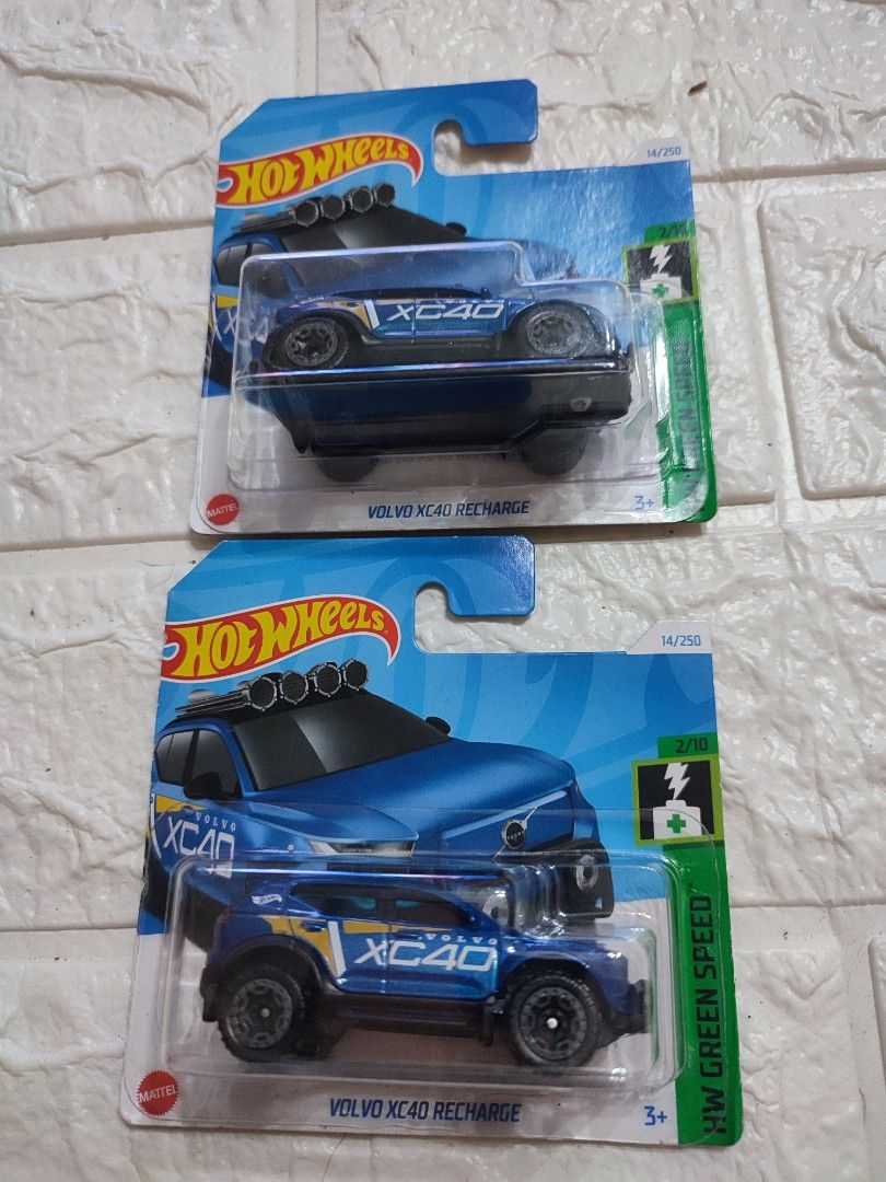 Hot Wheels Volvo XC40 Recharge (Category: Vehicle & Diecast Models) located in Narvacan. Submitted by jigger85 (Listing ID 1415384274, Image 1). Description: - Hot Wheels Volvo XC40 Recharge diecast car - Color: Blue - Features the XC40 logo - Part of the HW Green Speed series - Packaging includes Hot Wheels logo and 16/250 - Suitable for ages 3+.