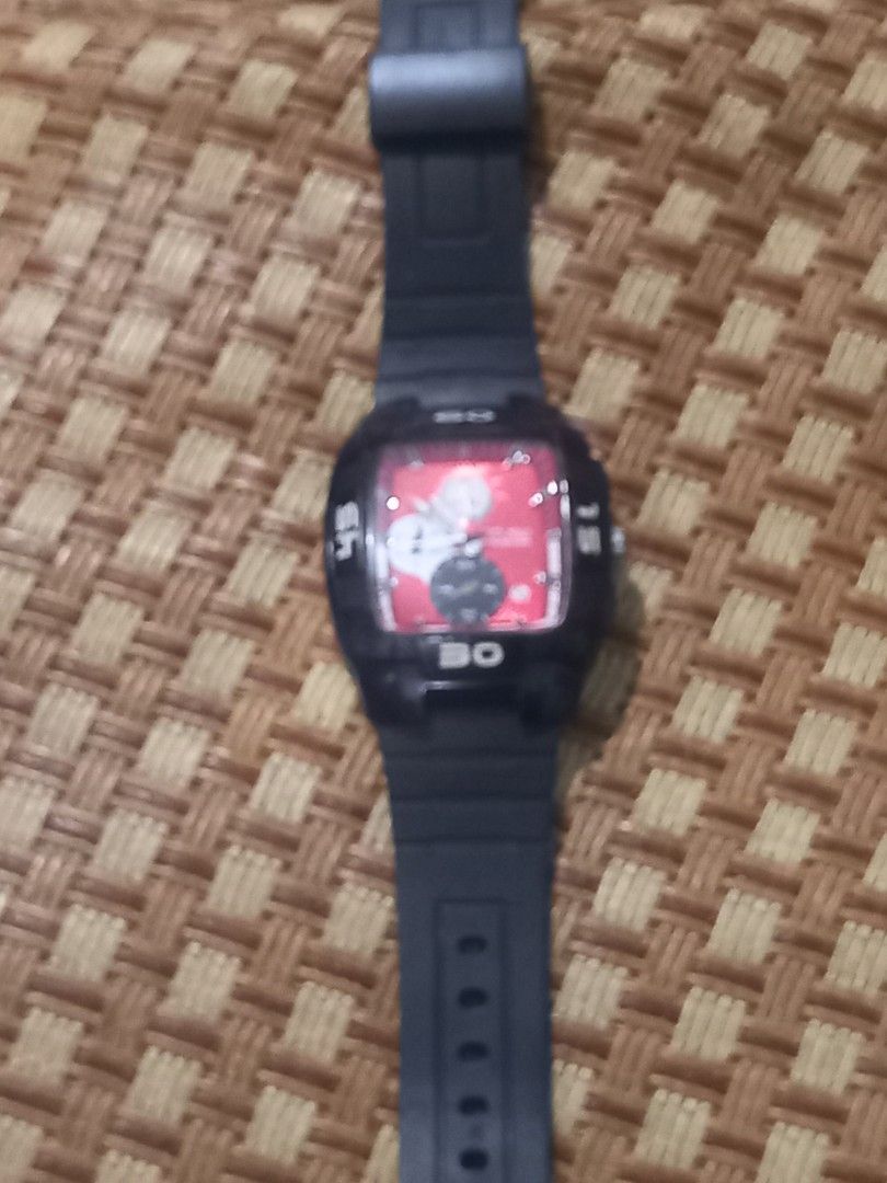 HT-1960 Red Dial hangten Watch original (Category: Luxury Watches) located in Subic. Submitted by regiegabriel29 (Listing ID 1415393751, Image 3). Description: - H7-1960 watch with a bold red dial - Black case and strap - Multiple sub-dials - Date display - Stainless steel back - 5 ATM water resistant - Sporty and modern design working chrono aftermarket strap.